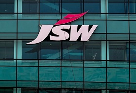 JSW Steel's Jindal Highlights Pressure from Chinese Steel Imports on Indian Market