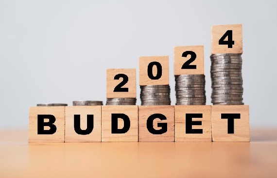 Nirmala Sitharaman Holds Pre-Budget Talks Ahead of Union Budget 2024