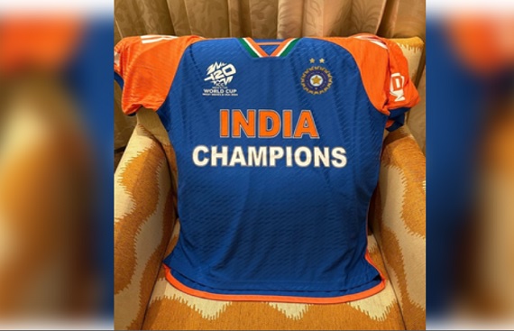 Sanju Samson Unveils Team India's Special Felicitation Jersey