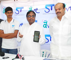 Hyderabad Teens Builds Android 2.3 Powered Tablet